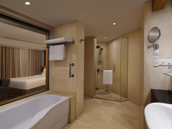 Novotel Hyderabad Convention Centre : photo 3 de la chambre superior 2 single beds with 20% discount on travel desk