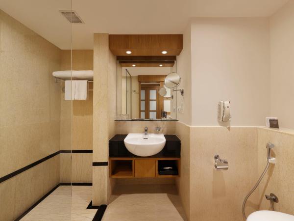 Novotel Hyderabad Convention Centre : photo 7 de la chambre superior 2 single beds with 20% discount on travel desk
