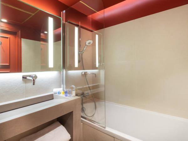 Hôtel le Derby Alma by Inwood Hotels : photo 5 de la chambre suite familiale