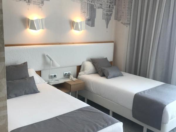 Hotel Madeira Centro : photo 2 de la chambre chambre lits jumeaux supérieure avec terrasse (2 adultes)
