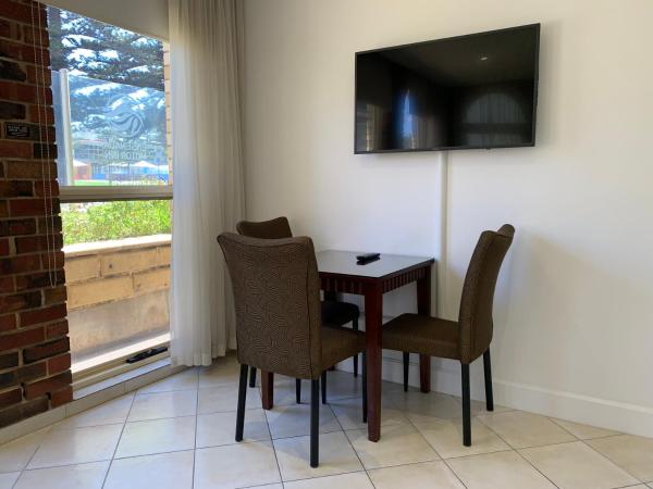 Ensenada Motor Inn and Suites : photo 7 de la chambre suite 2 chambres c