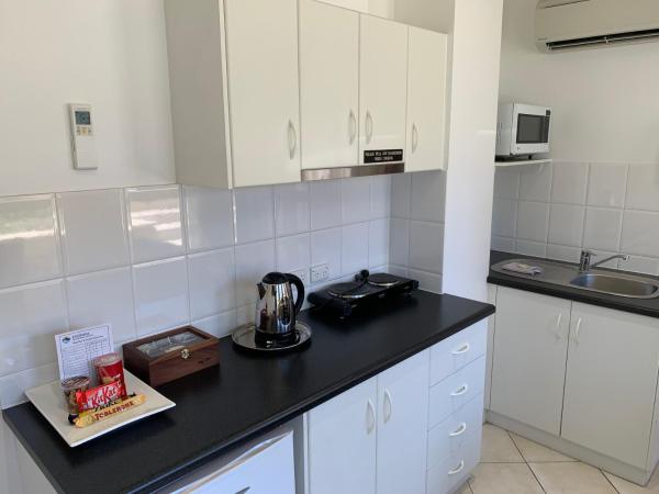 Ensenada Motor Inn and Suites : photo 8 de la chambre suite 2 chambres c