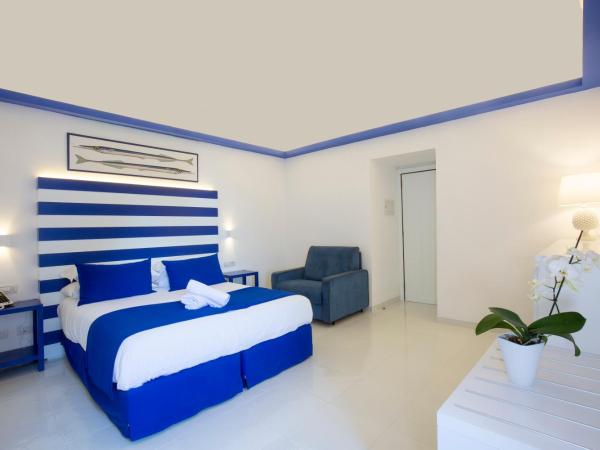 Hotel Il Faro : photo 2 de la chambre chambre familiale supérieure