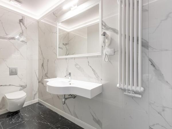 Villa Art Novis : photo 4 de la chambre chambre double ou lits jumeaux climatisée