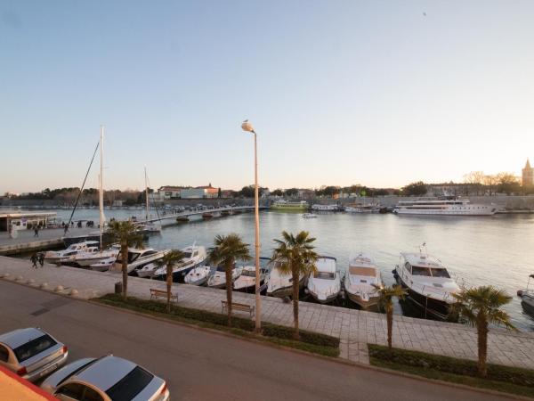 Accommodation Iva : photo 2 de la chambre chambre double - vue sur mer