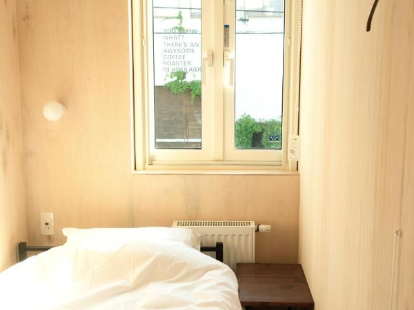 BEACH AND FIELD INN : photo 1 de la chambre chambre simple avec toilettes et douche communes