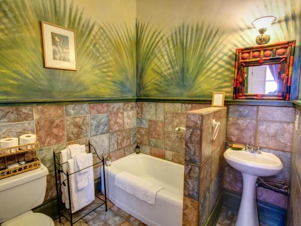 Auld Sweet Olive Bed and Breakfast : photo 2 de la chambre chambre supérieure lit queen-size