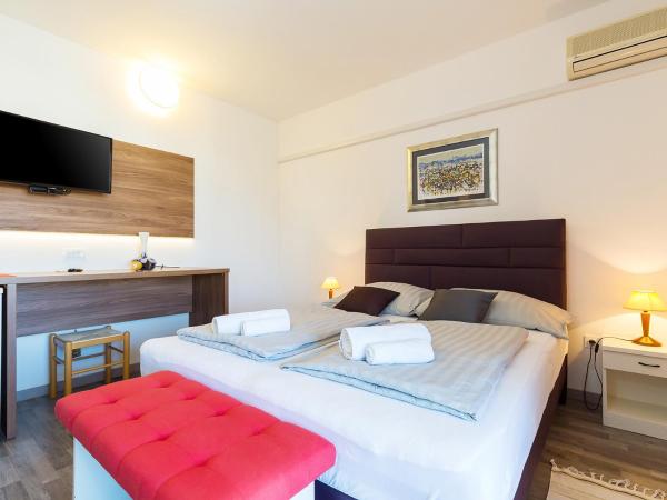 Ulika Rooms & Apartments : photo 7 de la chambre chambre double avec balcon