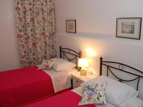 Medieval Inn : photo 1 de la chambre chambre lits jumeaux classique