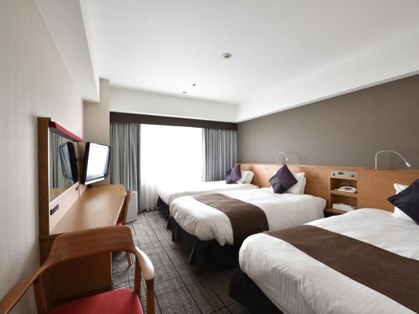 Hotel Granvia Hiroshima : photo 1 de la chambre chambre lits jumeaux standard avec lit d'appoint - non-fumeurs