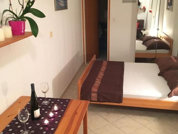 Villa Brigita : photo 7 de la chambre chambre double deluxe - vue latérale sur mer