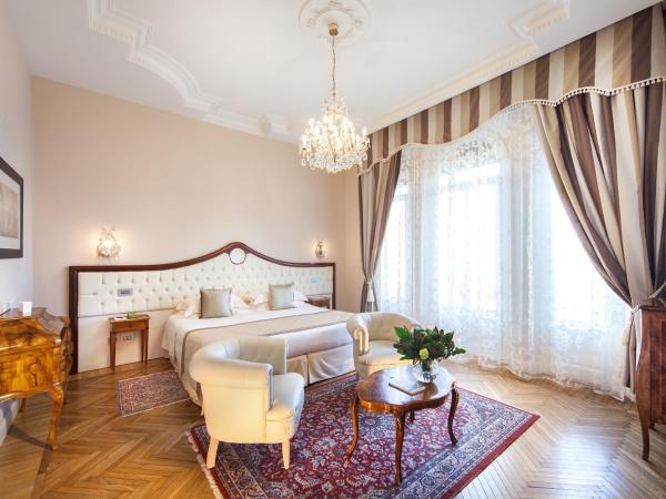 Grand Hotel Rimini : photo 2 de la chambre chambre deluxe double ou lits jumeaux