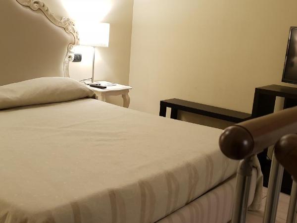 Art & Jazz Hotel : photo 3 de la chambre chambre simple confort - en duplex