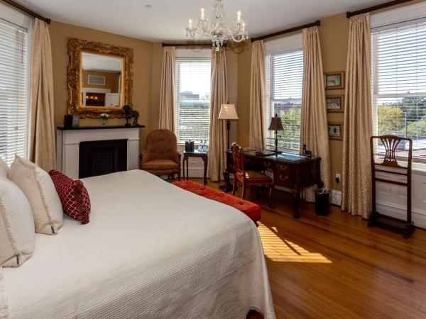 Kehoe House, Historic Inns of Savannah Collection : photo 2 de la chambre grande chambre lit king-size supérieure - the tomochichi