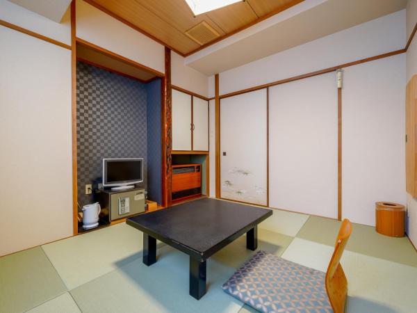 Ryokan Wakamiya : photo 6 de la chambre chambre de style japonais
