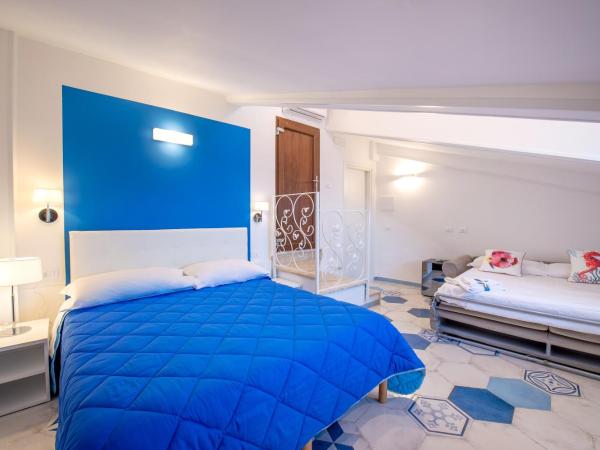 Caruso sea view : photo 7 de la chambre chambre quadruple - vue sur mer