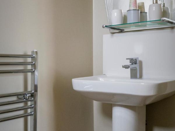 Sandfield Guest House : photo 5 de la chambre chambre simple avec douche