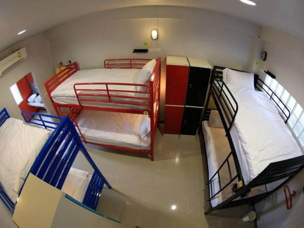 S1hostel Bangkok : photo 2 de la chambre lit superposé dans dortoir pour femmes 