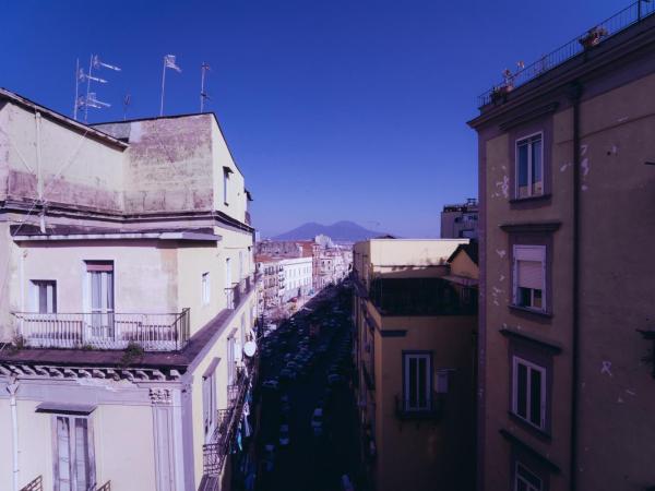 Palazzo Settembrini 49 : photo 4 de la chambre appartement avec vue sur la montagne