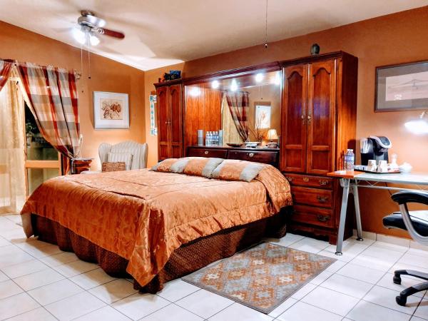 Dickinson Guest House, Guadalajara Expo : photo 10 de la chambre chambre lit king-size deluxe