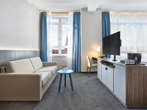 H+ Hotel Bremen : photo 6 de la chambre chambre double deluxe
