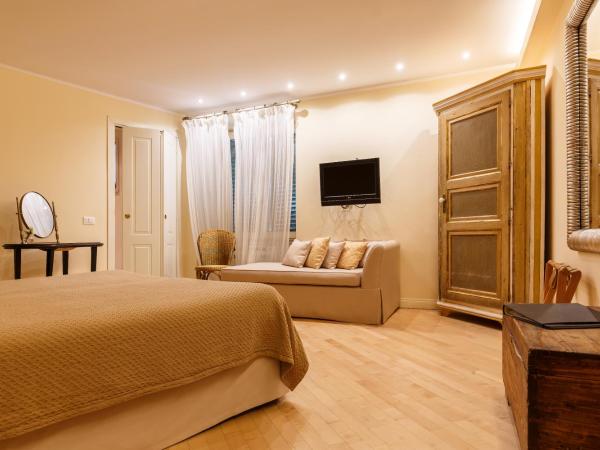 BB 22 Charming Rooms & Apartments : photo 6 de la chambre chambre double ou lits jumeaux supérieure