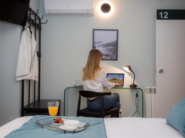 Palacios Rooms : photo 9 de la chambre chambre lits jumeaux deluxe