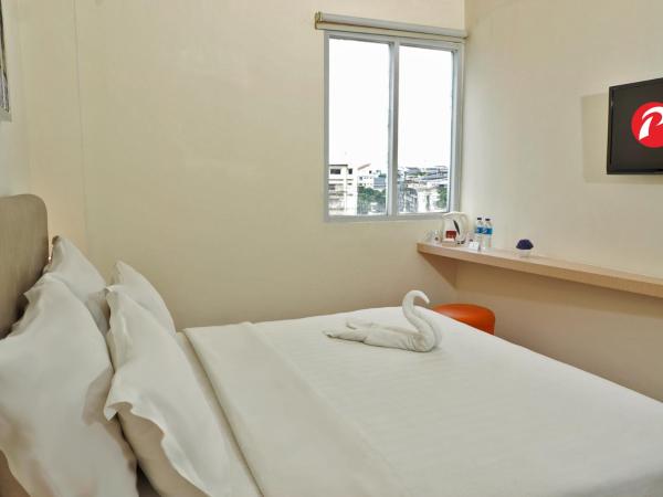 d'primahotel ITC Mangga Dua : photo 3 de la chambre chambre double supérieure