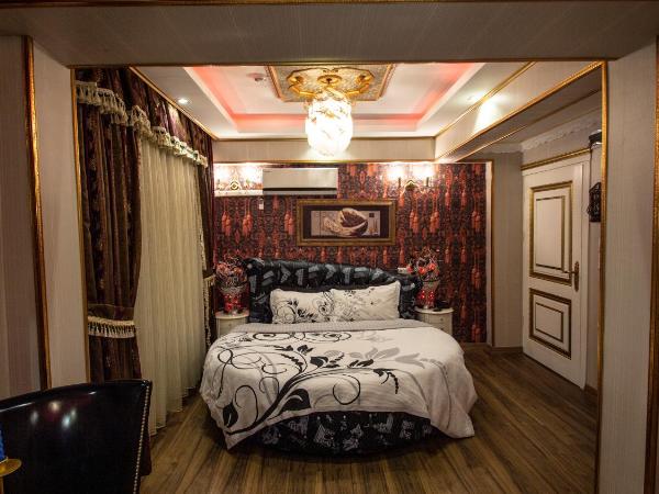 MARKO PASA KONAGİ : photo 2 de la chambre chambre double avec balcon