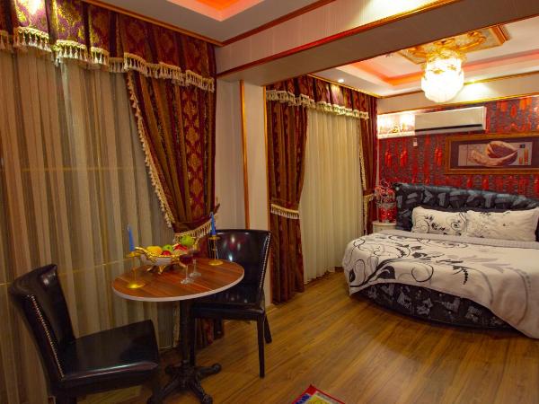 MARKO PASA KONAGİ : photo 3 de la chambre chambre double avec balcon