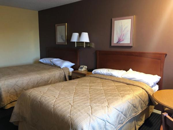 Americas Best Inn - Savannah I-95 : photo 5 de la chambre chambre double avec 2 lits doubles