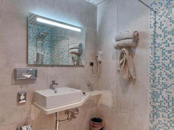 Agape Hotel AA Hotels : photo 1 de la chambre chambre double ou lits jumeaux standard