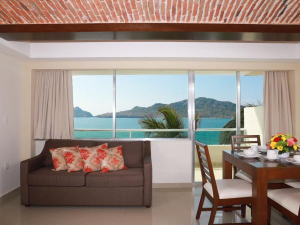 Las Flores Beach Resort : photo 1 de la chambre suite supérieure - vue sur mer