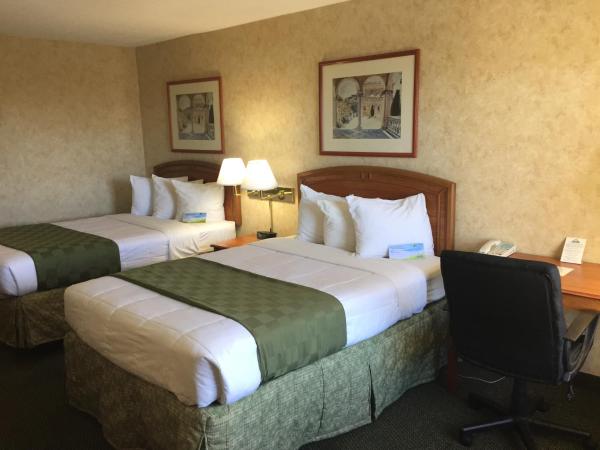 Days Inn & Suites by Wyndham Albuquerque North : photo 4 de la chambre chambre double avec 2 lits doubles - non-fumeurs