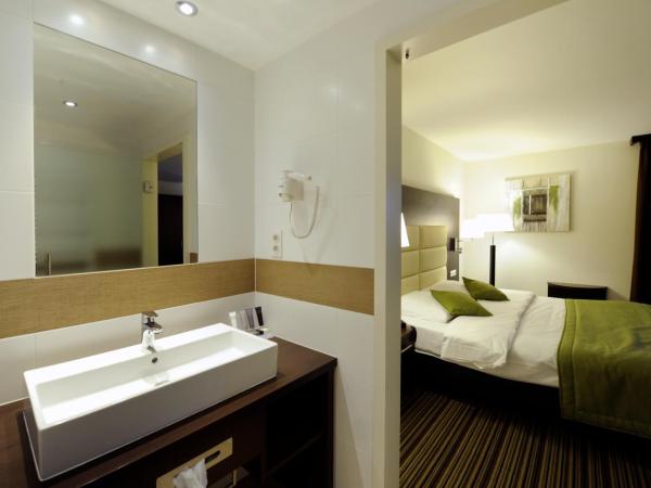 Hotel Charleroi Airport - Van Der Valk : photo 2 de la chambre formule park & fly