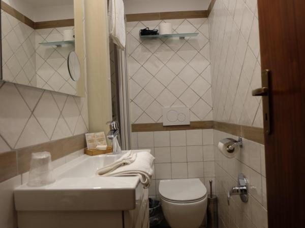 Hotel Villa Nettuno : photo 4 de la chambre chambre simple Économique