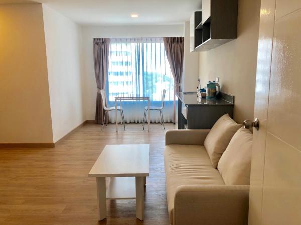 The Lux Ladprao 10 : photo 3 de la chambre appartement - vue sur jardin