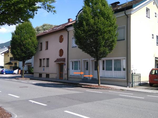 Pension Elisabeth - Rooms & Apartments : photo 3 de la chambre chambre lits jumeaux - annexe