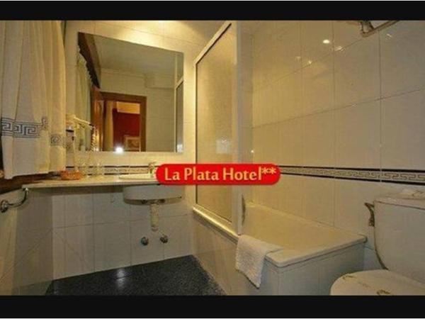 Hotel Fuente La Plata : photo 4 de la chambre chambre double ou lits jumeaux