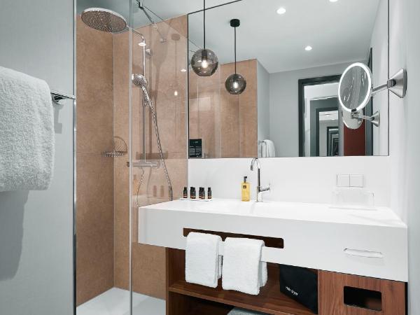 HYPERION Hotel München : photo 4 de la chambre chambre lit king-size supérieure