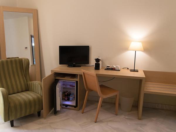 Hotel Boutique Convento Cádiz : photo 6 de la chambre chambre lits jumeaux supérieure