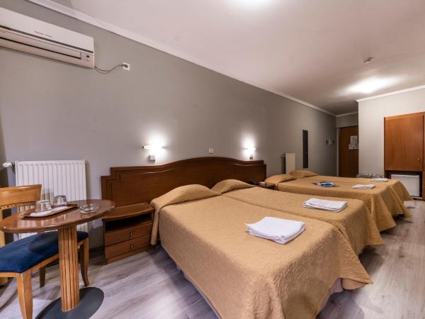 Vergina Hotel : photo 2 de la chambre chambre familiale (2 adultes et 2 enfants)