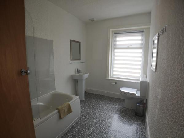 The Hopton Hotel : photo 3 de la chambre chambre familiale avec baignoire