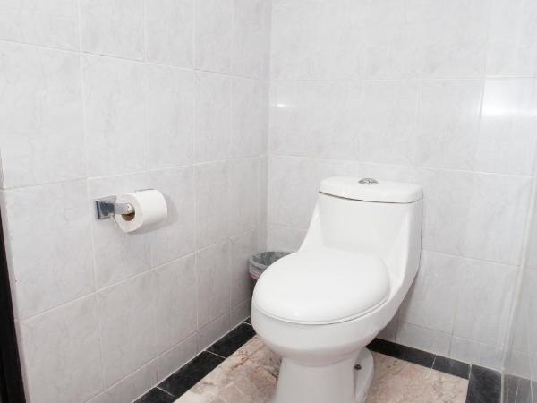 Hotel La Rosa - Sólo Adultos : photo 1 de la chambre chambre double