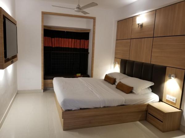 Roland Hotel : photo 5 de la chambre premier room with bay window seating