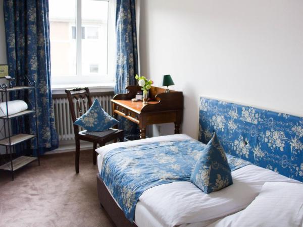 das HOTEL in München : photo 5 de la chambre chambre simple basique