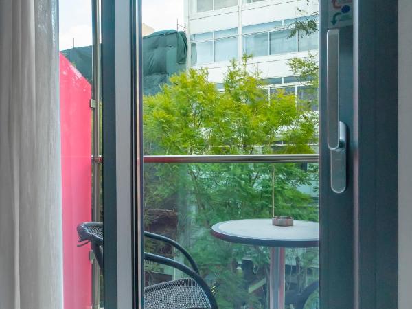 Attalos Hotel : photo 7 de la chambre chambre double ou lits jumeaux avec balcon