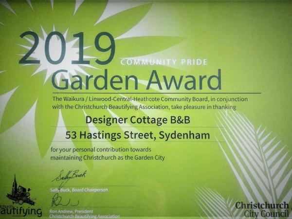 Designer Cottage : photo 8 de la chambre chambre double avec salle de bains commune