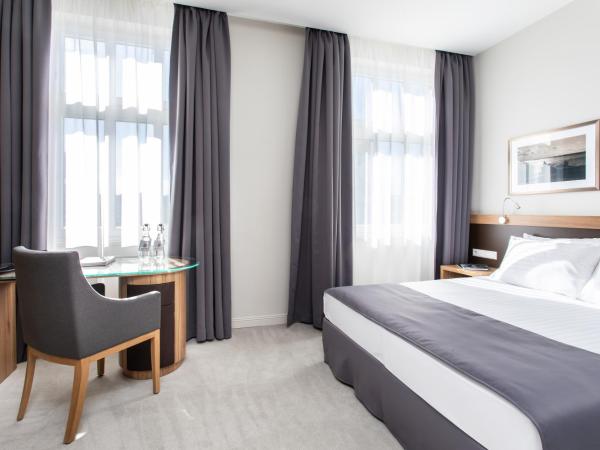 Jakubowy Hotel : photo 4 de la chambre chambre double standard