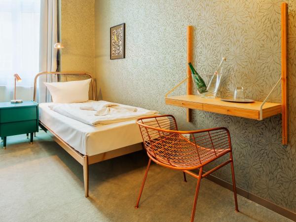 Hotel BELLEVUE am Kurfürstendamm : photo 3 de la chambre chambre simple
